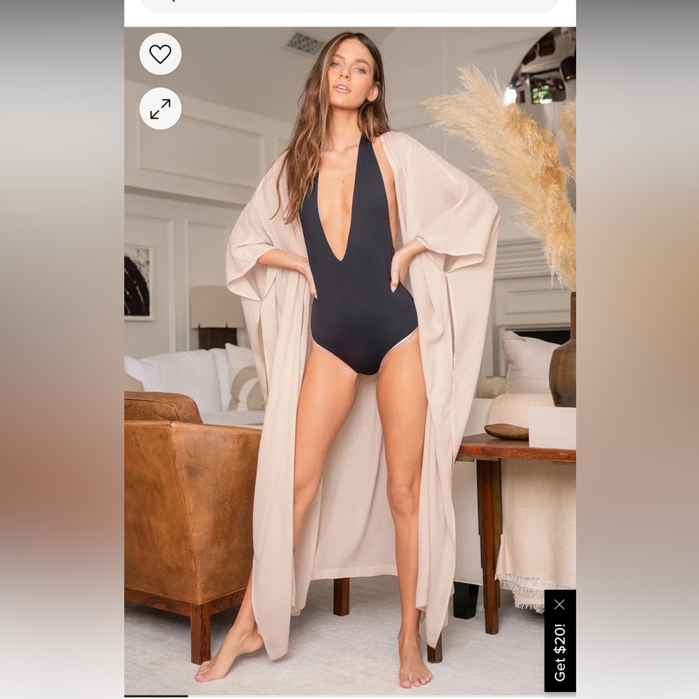 Lulus Cover-Up Size M/L Sun Ready Short Sleeve Beige Swim Cover-Up